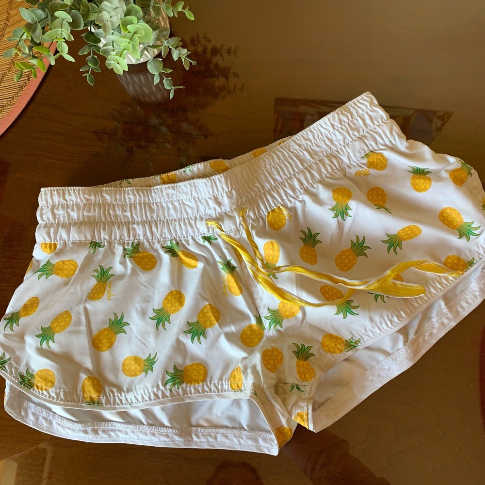 pineapple boardshorts